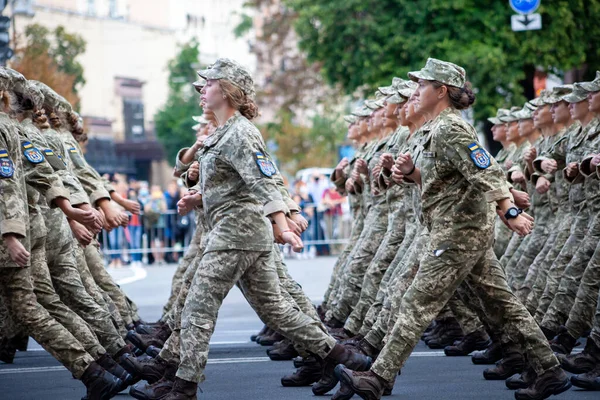 Ukraine Kiew August 2021 Weibliche Offiziere Militärangehörige Soldat Ukrainisches Militär — Stockfoto