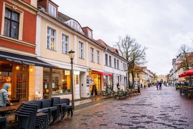 Almanya 'nın merkezindeki eski sokak mimari mağazası - 26 Ekim 2025