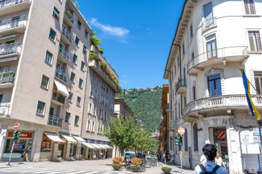 Como City Caddesi, İtalya. Ev mimarisi. İtalya, Como - 17 Temmuz 2025