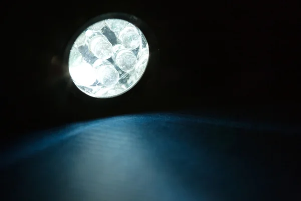 Uma lanterna LED — Fotografia de Stock