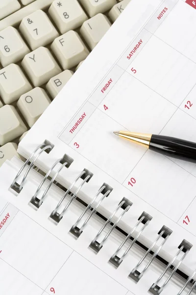 Kalendarz i rachmistrz klawiatura — Zdjęcie stockowe