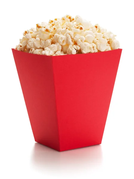 Secchio rosso pieno di popcorn . — Foto Stock