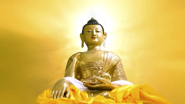 Arany Buddha Szobor Aura Sárga Háttér — Stock Fotó