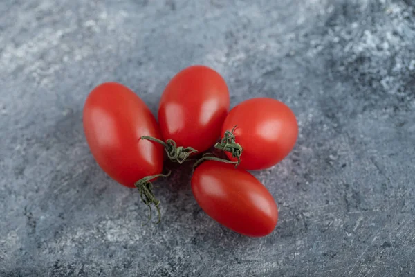Zavřít fotografii čerstvých organických amišských pastových rajčat — Stock fotografie