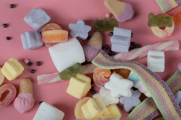 Meng Van Marshmallow Jellybeans Een Roze Achtergrond Hoge Kwaliteit Foto — Stockfoto