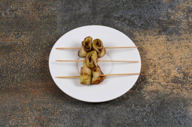 Çubuklarda kızartılmış patlıcan. Yüksek kalite fotoğraf