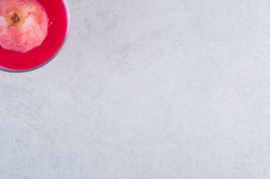 Elmalı taze ev yapımı elma sosu. Yüksek kalite fotoğraf