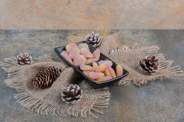 Dark Plate Full Heart Shaped Fruit Jelly Candies Pinecones High — Stock Photo, Image