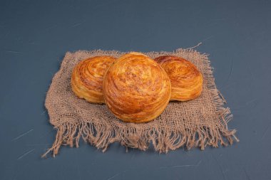 Kahverengi kumaşta üç gogal. Yüksek kalite fotoğraf