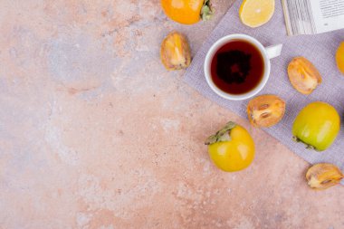 Bir fincan çayla erikli randevu. Yüksek kalite fotoğraf