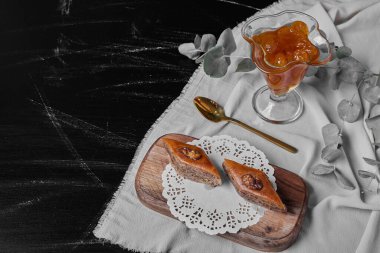 Kafkasya Pakhlava 'sı ve konukseverliği. Yüksek kalite fotoğraf