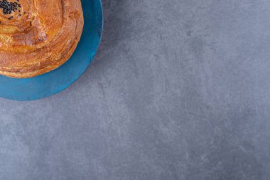 Ekşi susamlı gogal bir tabak, mermer arka planda. Yüksek kalite fotoğraf