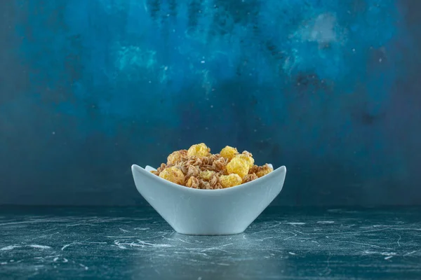 Bowl Flavorful Muesli Blue Background High Quality Photo — Stock Photo, Image