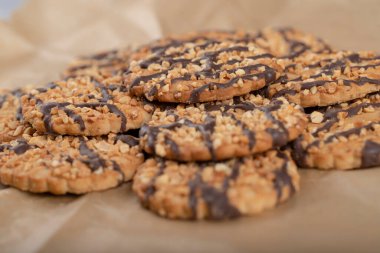 Tohumlu ve tahıllı yulaflı kurabiyeler. - Evet. Yüksek kalite fotoğraf