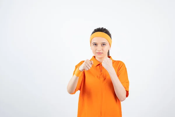 Retrato Una Joven Deportista Vestida Naranja Lista Para Pelea Foto —  Fotos de Stock