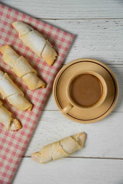 Tazza Con Biscotti Sfondo Legno — Foto Stock