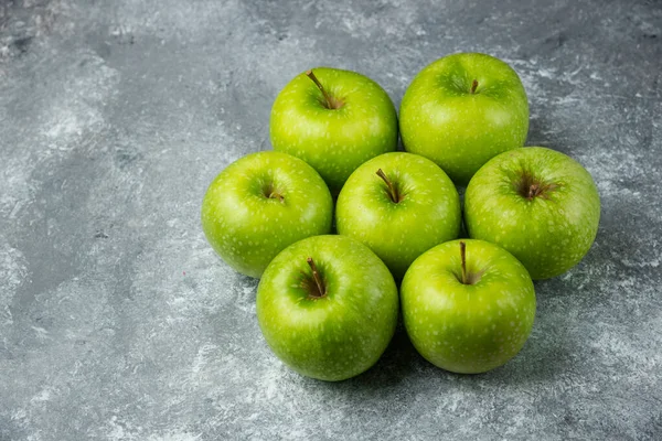 Viele Reife Äpfel Auf Marmorgrund Hochwertiges Foto — Stockfoto