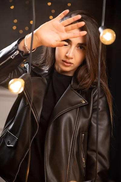 Portrait Beautiful Young Model Black Leather Jacket Posing Lamps High — Stock Photo, Image