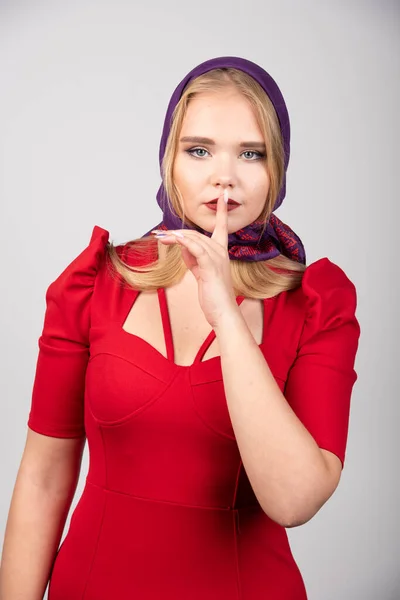 Young Woman Red Dress Giving Silent Treatment High Quality Photo — Stock Photo, Image