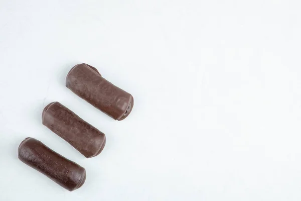 Three Sweet Fresh Delicious Chocolate Bar Cakes White Background High — Stock Photo, Image