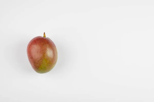Délicieux Fruit Exotique Mangue Isolé Sur Fond Blanc Photo Haute — Photo