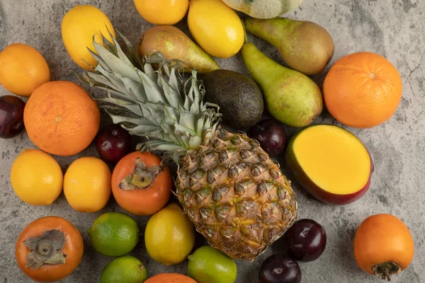 Surtido Fruta Fresca Madura Superficie Mármol Foto Alta Calidad —  Fotos de Stock