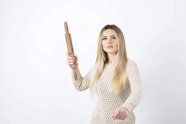 Young Beautiful Model Getting Ready Fight Wooden Rolling Pin High — Stock Photo, Image