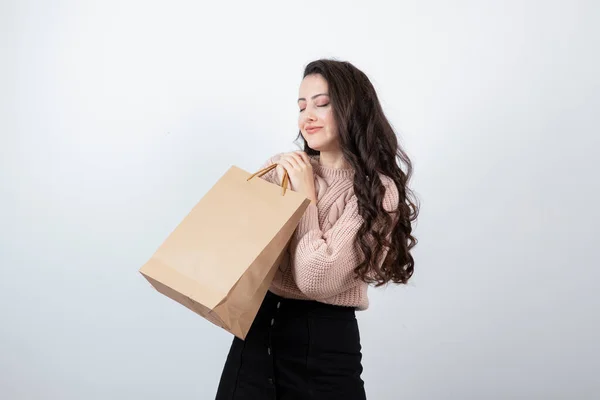 Portret Mooie Vrouw Trui Houden Van Pakketten Tassen Met Aankopen — Stockfoto