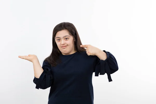 Beeld Van Jong Meisje Met Het Syndroom Van Staan Poseren — Stockfoto