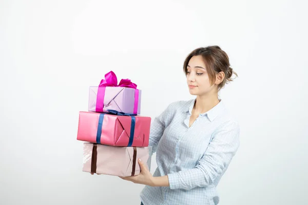 Portrait Young Cute Girl Holding Present Box Ribbon High Quality — Stock Photo, Image