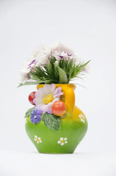 Blommor i den lilla vasen — Stockfoto