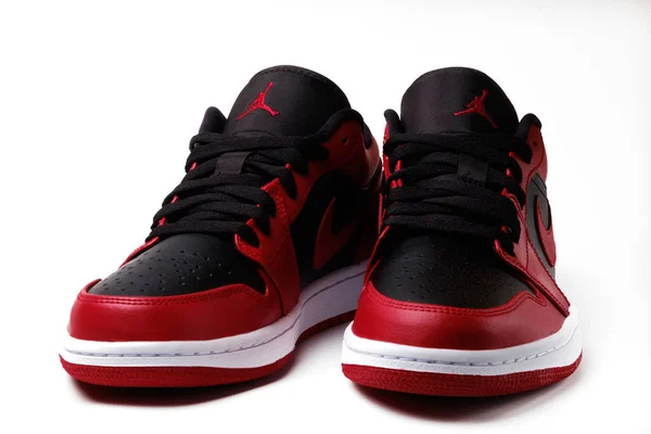 Nike Air Jordan 1 Retro Low Reverse Bred colorway sneakers isolated on white — Stock Photo, Image