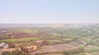 Sabahın geç saatlerinde Hevsel Gardens 