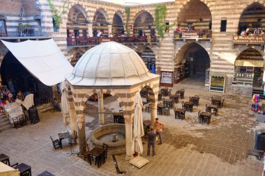 Hasan Paşa Hani avlusu, Diyarbakır, Türkiye