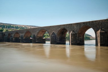 Diyarbakır, Türkiye 'deki Dicle Köprüsü