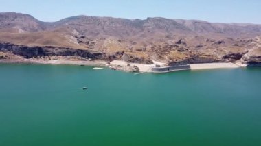 Tigris Nehri 'ndeki su deposu