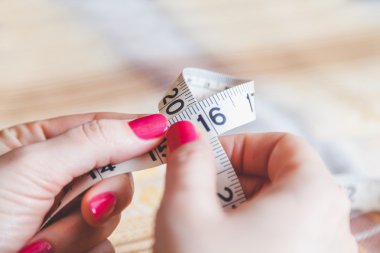 Dikiş santimetre holding 2016 kadınlar eller