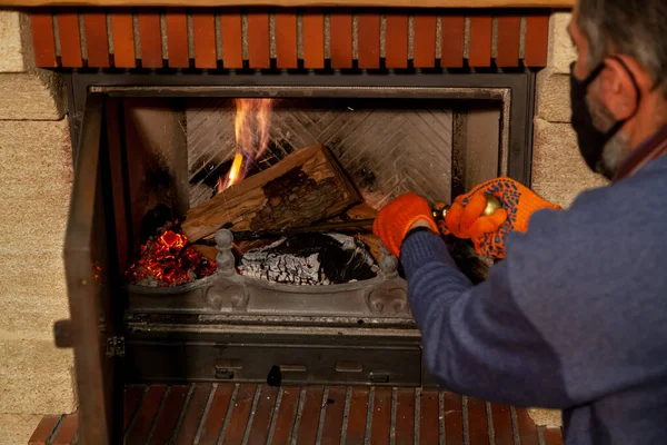 Fire Fireplace Self Isolation Man Black Protective Mask Moves Burning — Stock Photo, Image