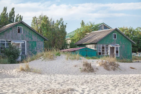 Övergivna sovjetiska fritidsgården i badorten — Stockfoto