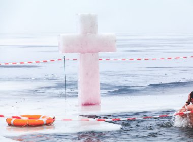 Delik Epiphany üzerinde buz
