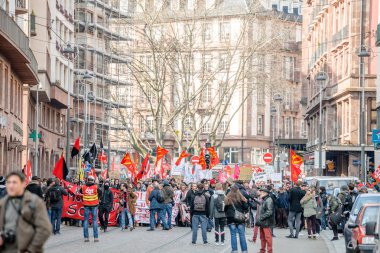Fransa'da emek reformları karşı protesto