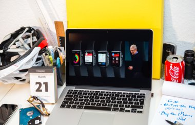 Apple'nın 'Let us döngü sen In' iphone Se ve 9,7
