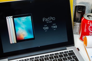 Apple'nın 'Let us döngü sen In' iphone Se ve 9,7