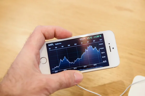 Nový Apple iphone Se smartphone trh — Stock fotografie