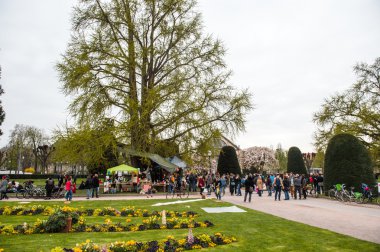 'Nuit Debout' veya 'de la Republique Place durmayı'