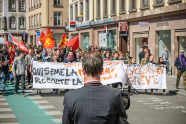 Fransa'da emek reformları karşı Nisan protesto