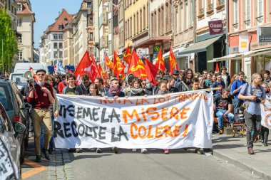 Fransa'da emek reformları karşı Nisan protesto