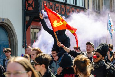 Fransa'da emek reformları karşı Nisan protesto
