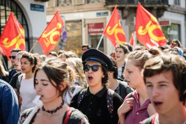 Fransa'da emek reformları karşı Nisan protesto