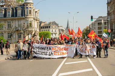 Fransa'da emek reformları karşı Nisan protesto